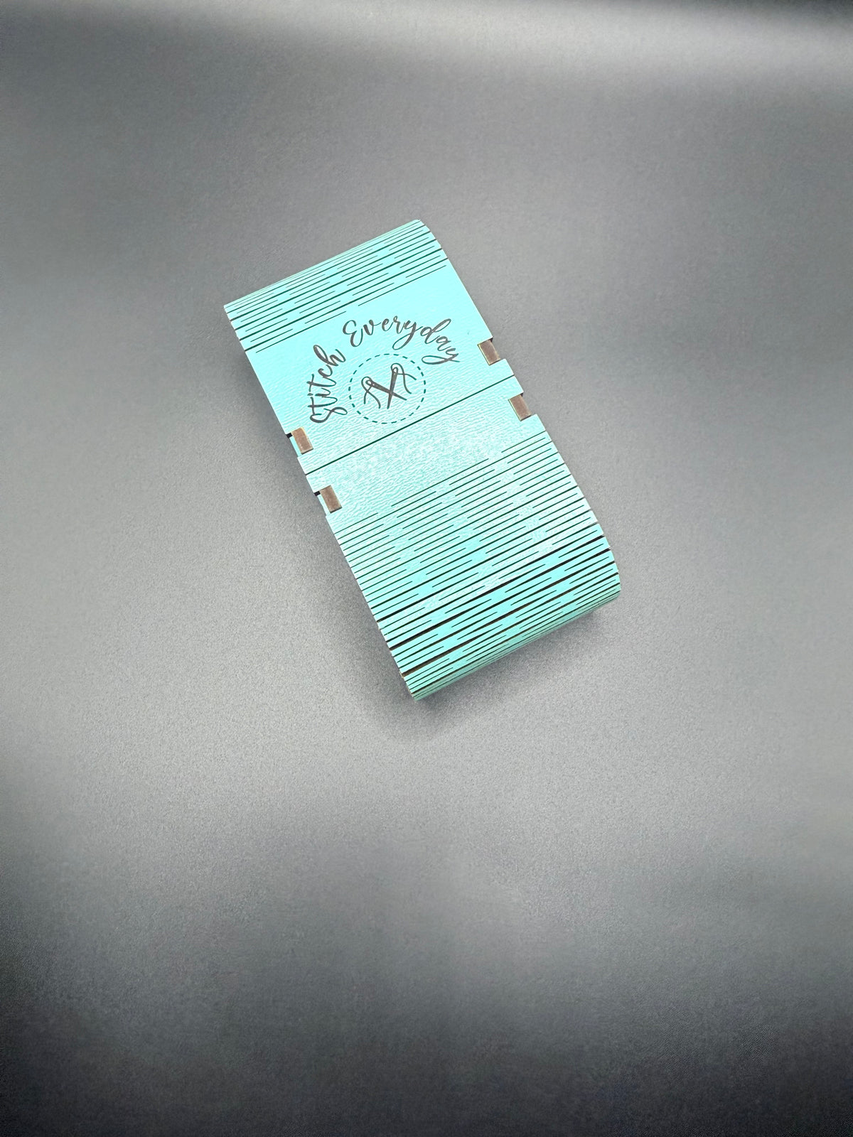 The Oval Stitch Box
